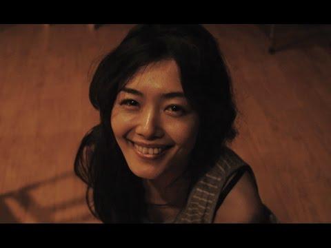 Dark Side of the Light fragman