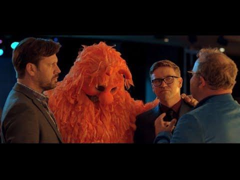 Class Reunion 2: A Wedding and a Funeral fragman