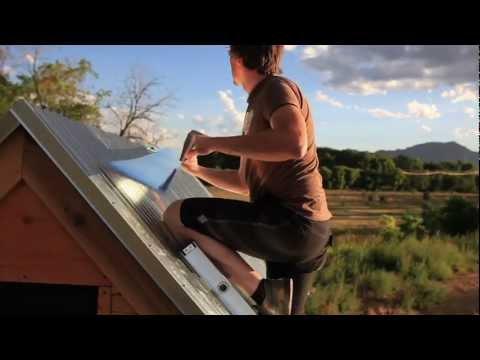 TINY: A Story About Living Small fragman