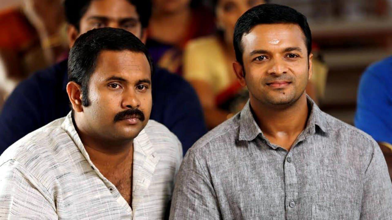 Su.. Su... Sudhi Vathmeekam backdrop