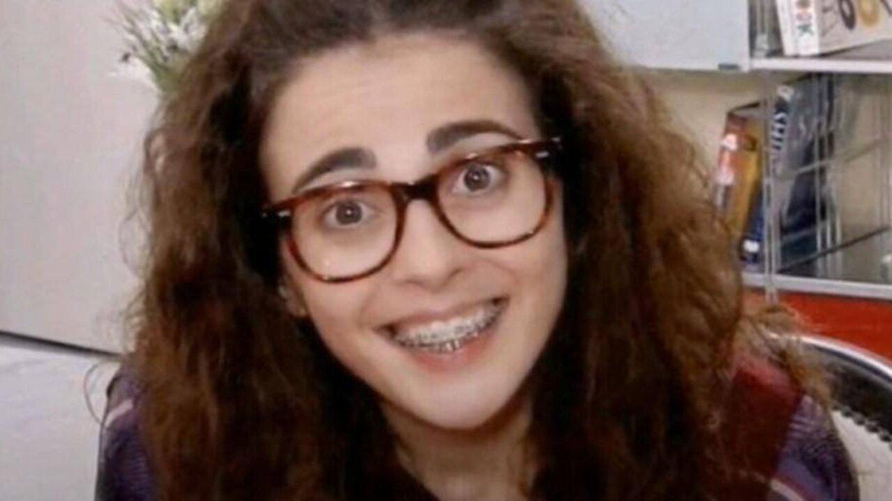 Maria i Aschimi backdrop