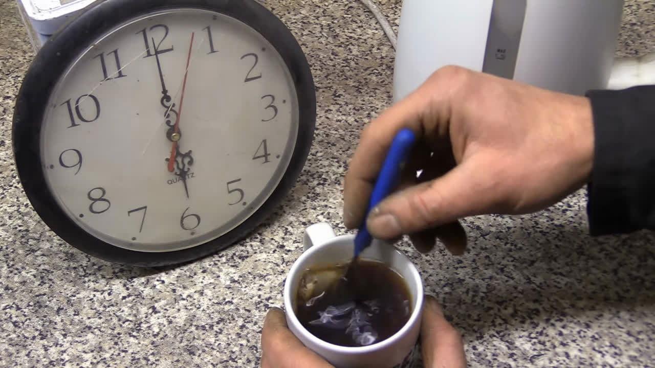 How to Fix a Porcelain Mug with a TIG Welder