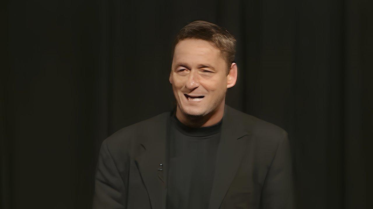 Andreas Vitásek - Pscht! backdrop