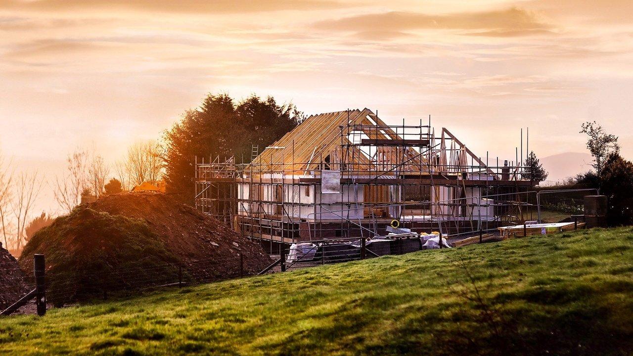 Building Off the Grid backdrop