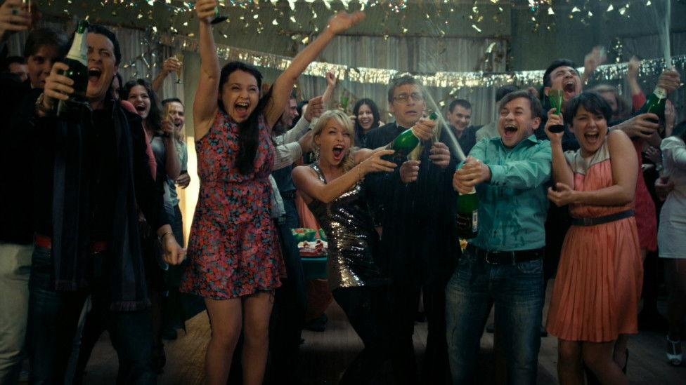 Новогодняя 1