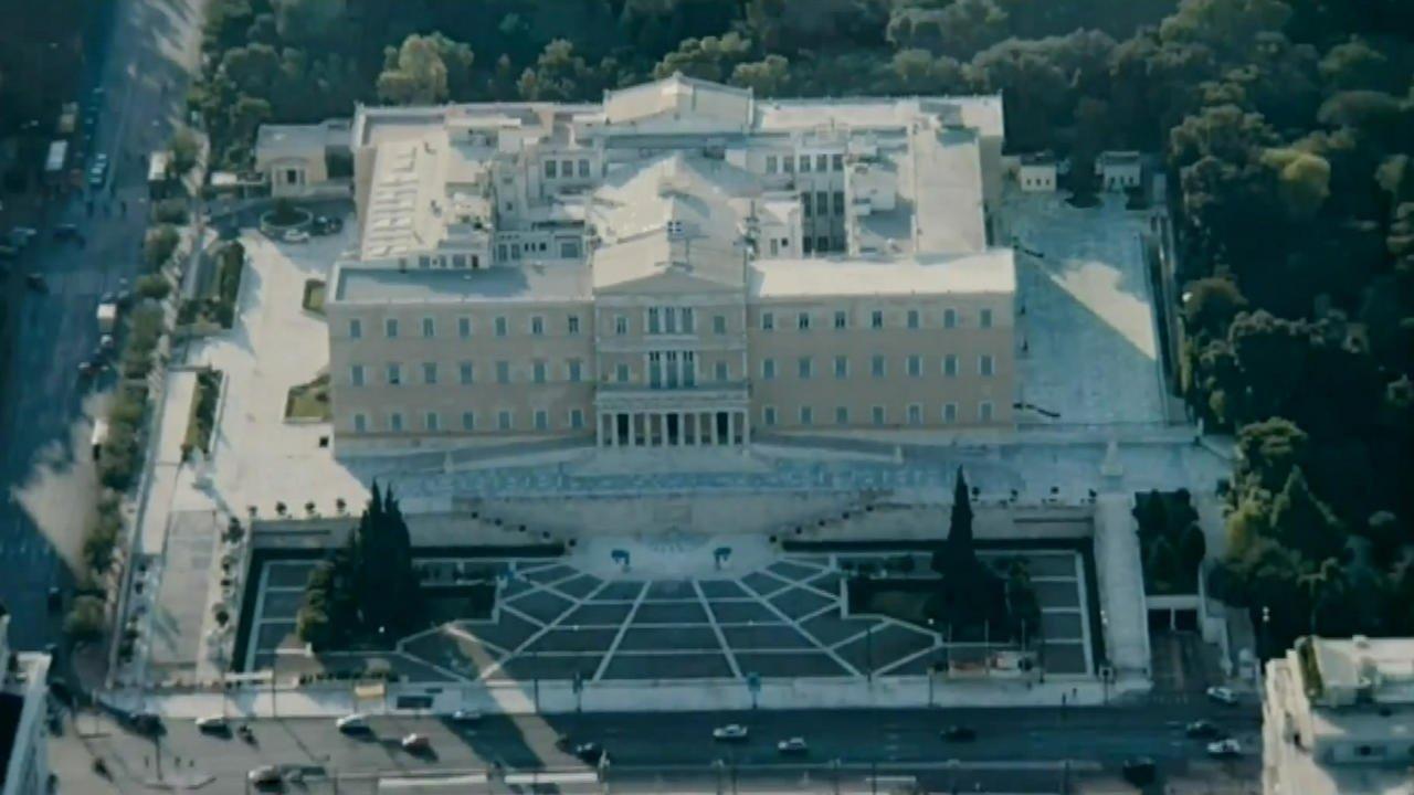 Loufa and Camouflage: Sirens on the Mainland backdrop