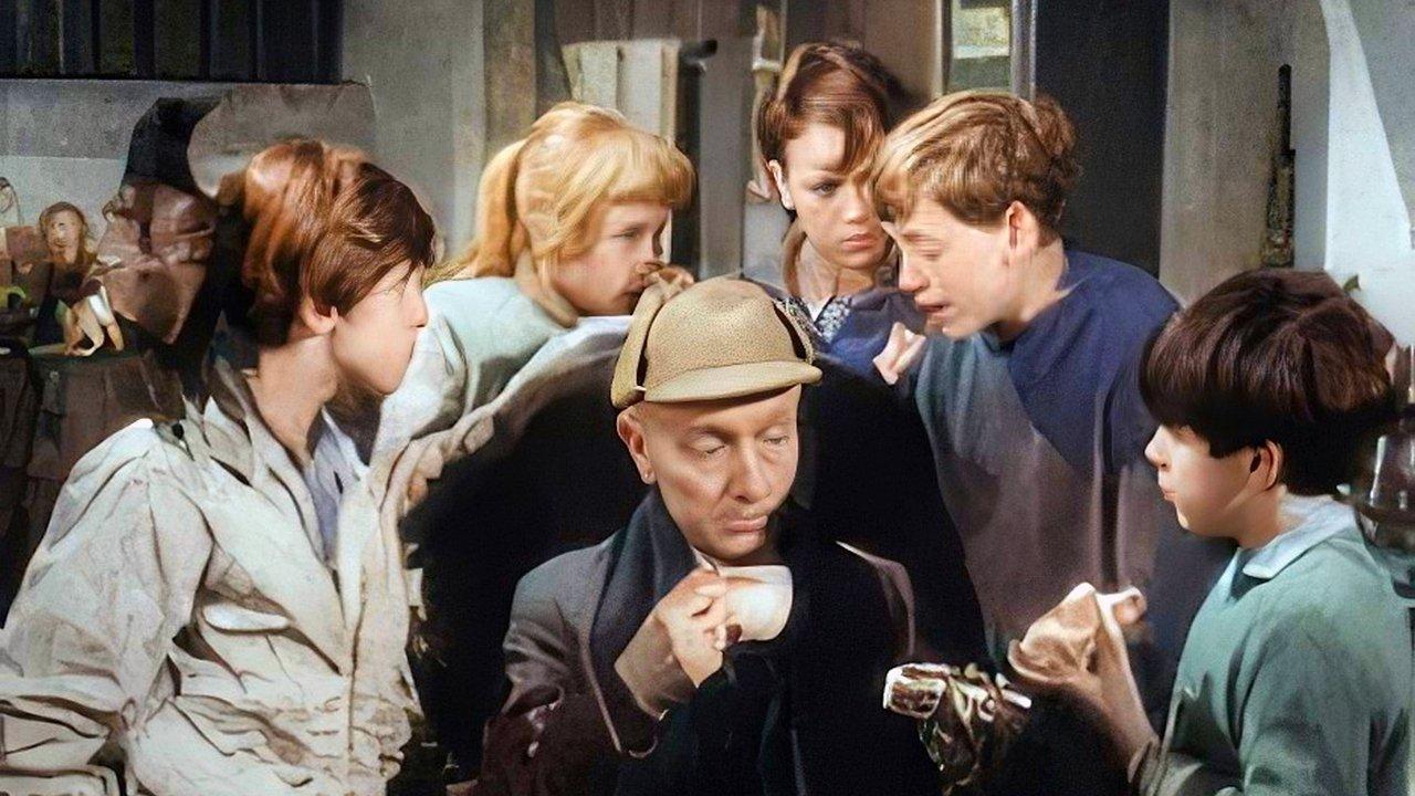 Five Have a Mystery to Solve backdrop