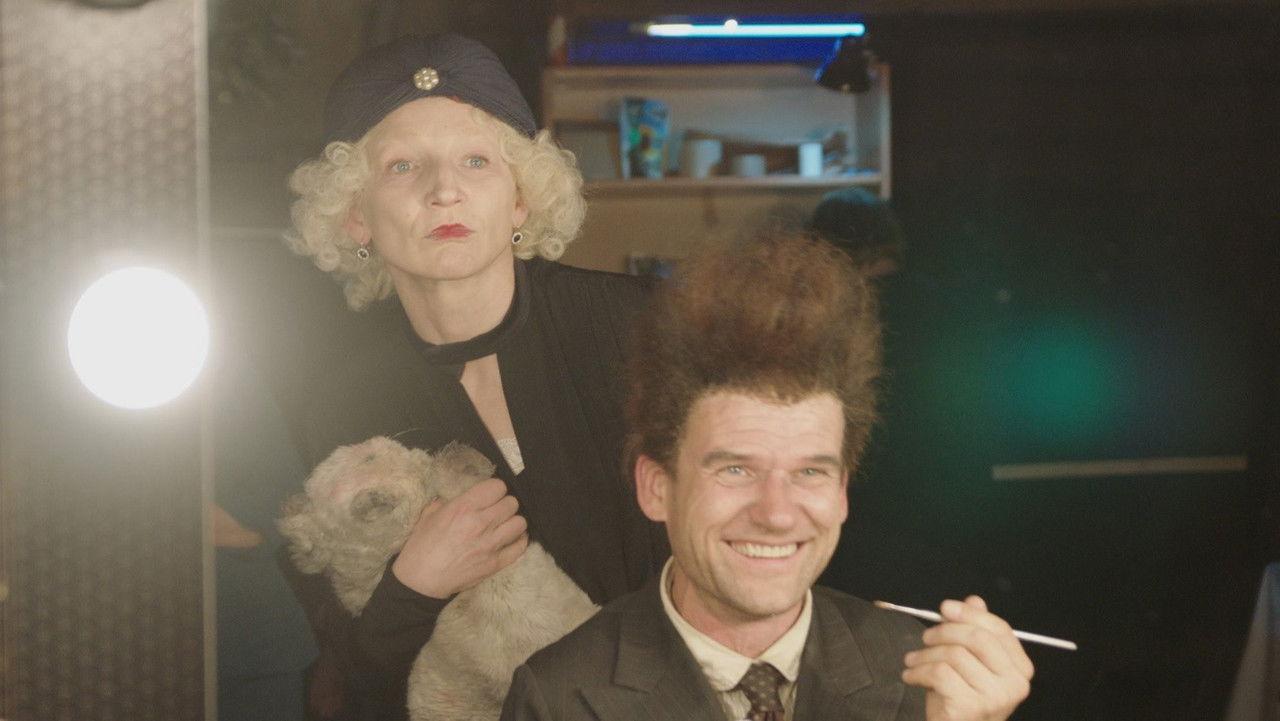 Kur mājo teātris backdrop