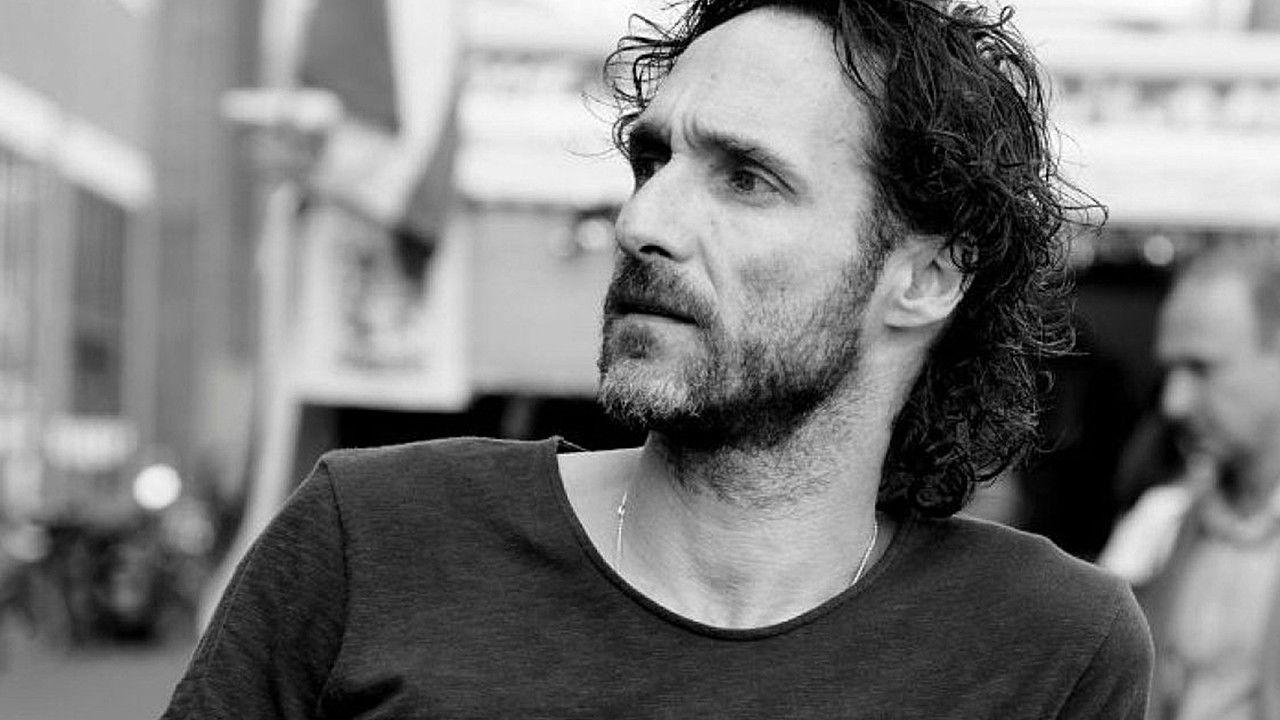 Javier Guzman: Oudejaarsconference 2020: Raspopulist backdrop