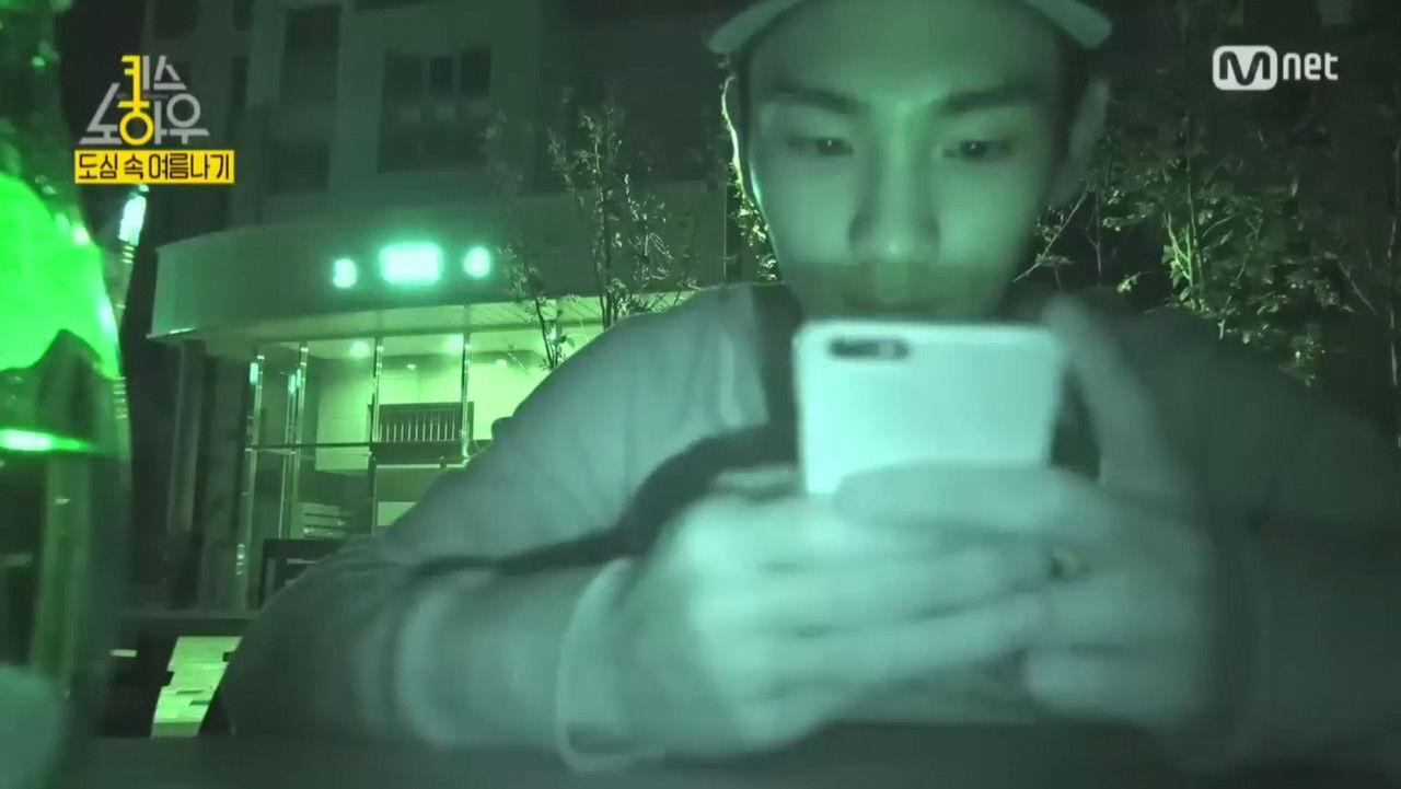 SHINee Key Shows the Best Ways to Cool Off