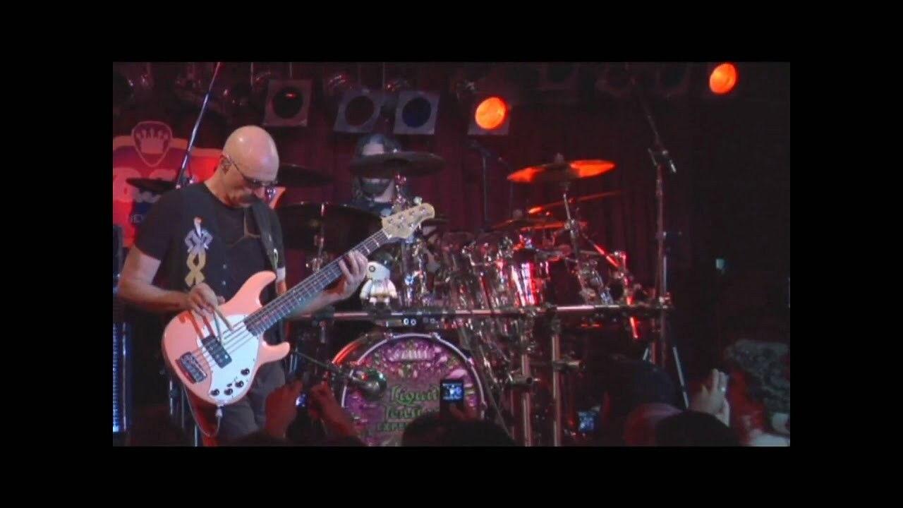 Liquid Tension Experiment: Live In NYC backdrop