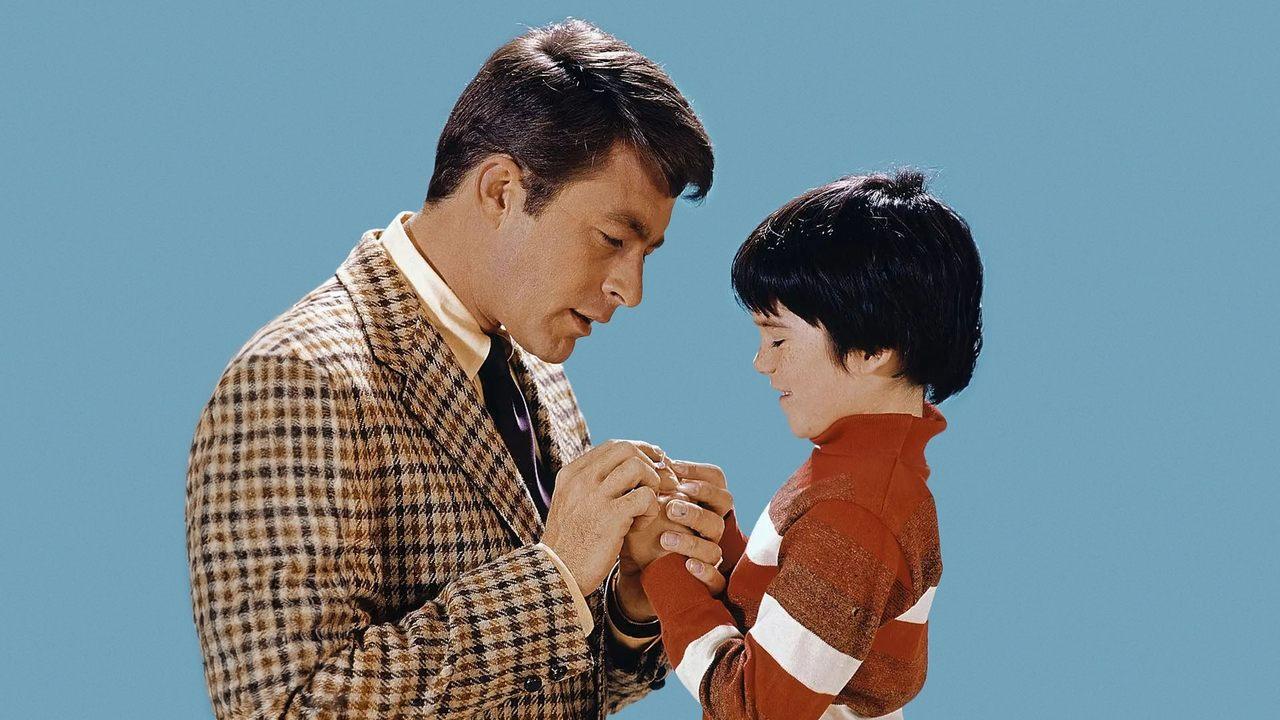 The Courtship of Eddie's Father backdrop