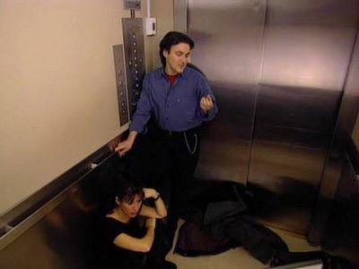 À l'épicerie 2 - La femme de ménage 2 - Les Mordus