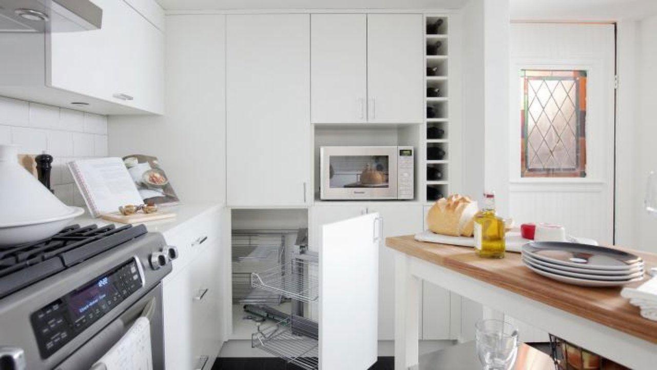 Anastasia and Nimira