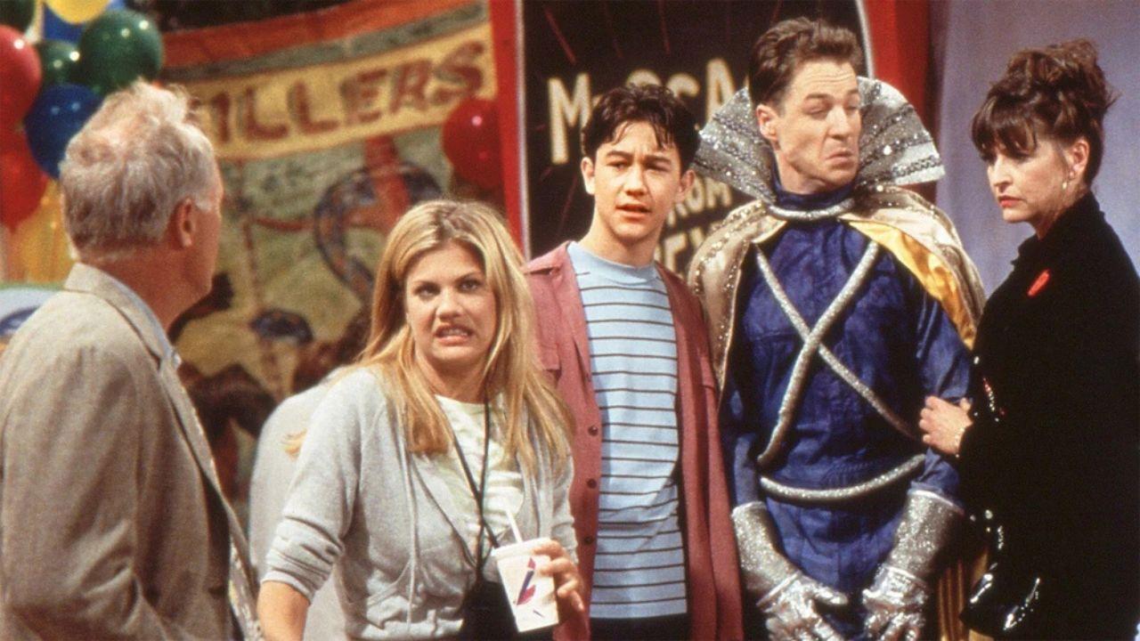 Dr. Solomon's Traveling Alien Show