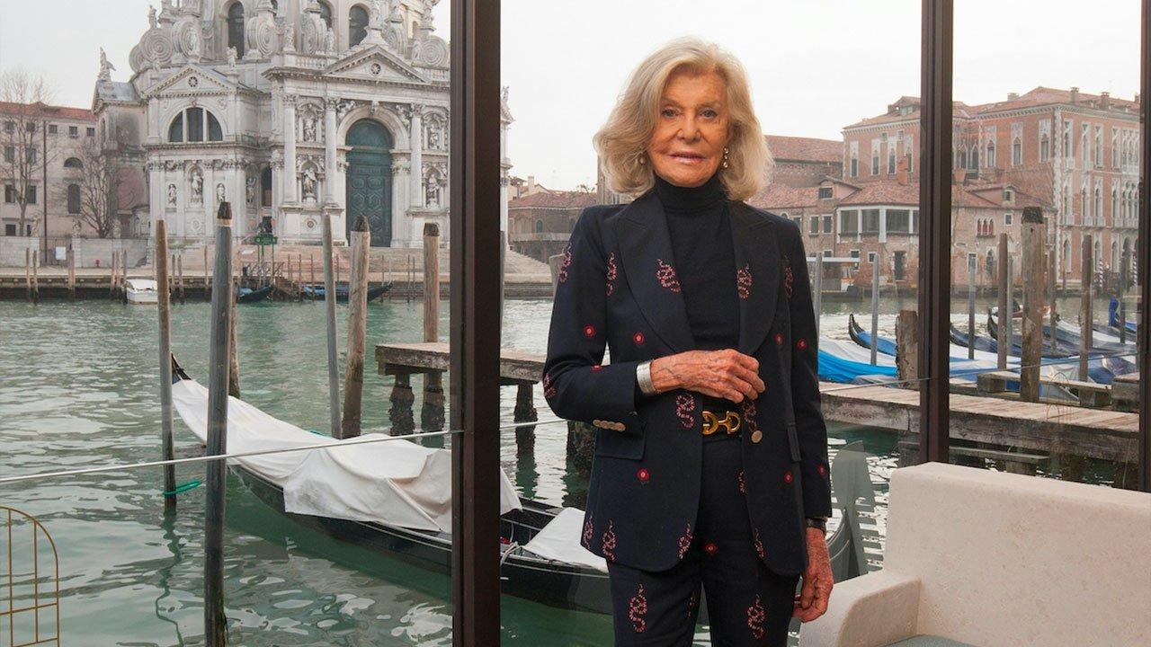 Marina Cicogna - La vita e tutto il resto backdrop