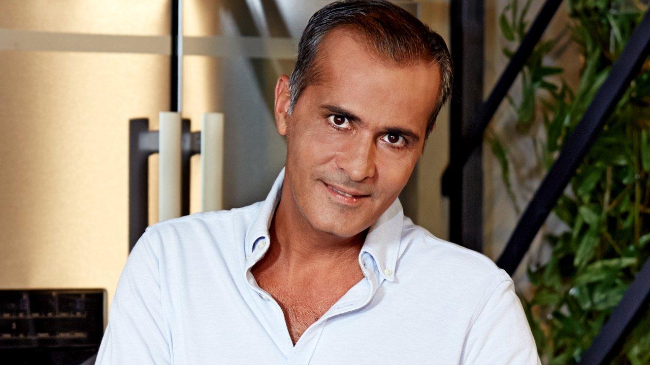 Memet in the Kitchen backdrop