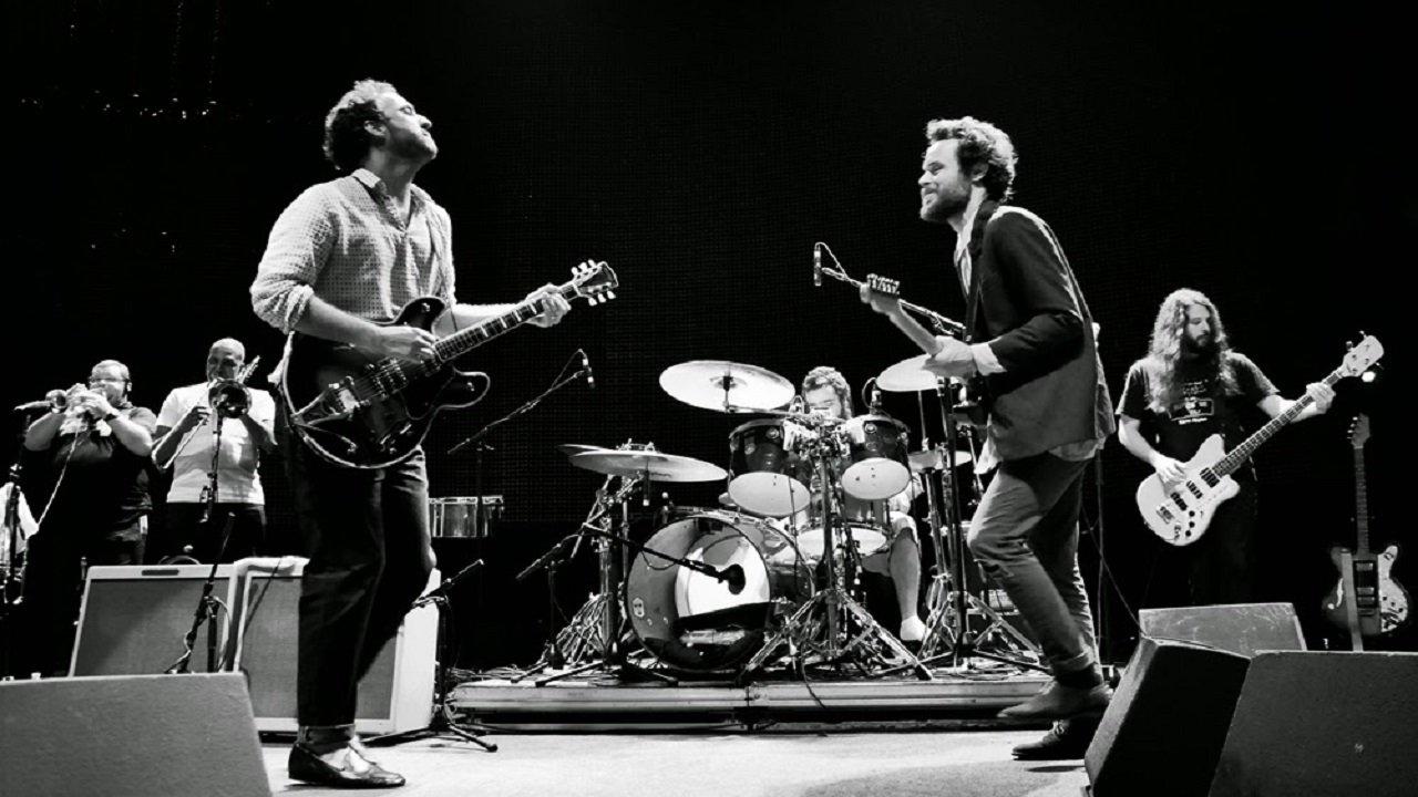 Los Hermanos na Fundição Progresso backdrop