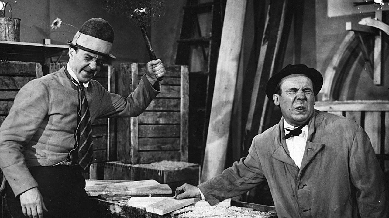 Pekka ja Pätkä pahassa pulassa backdrop