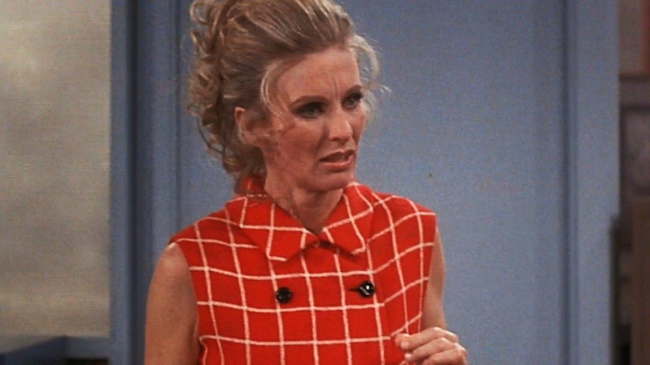 Assistant Wanted, Female