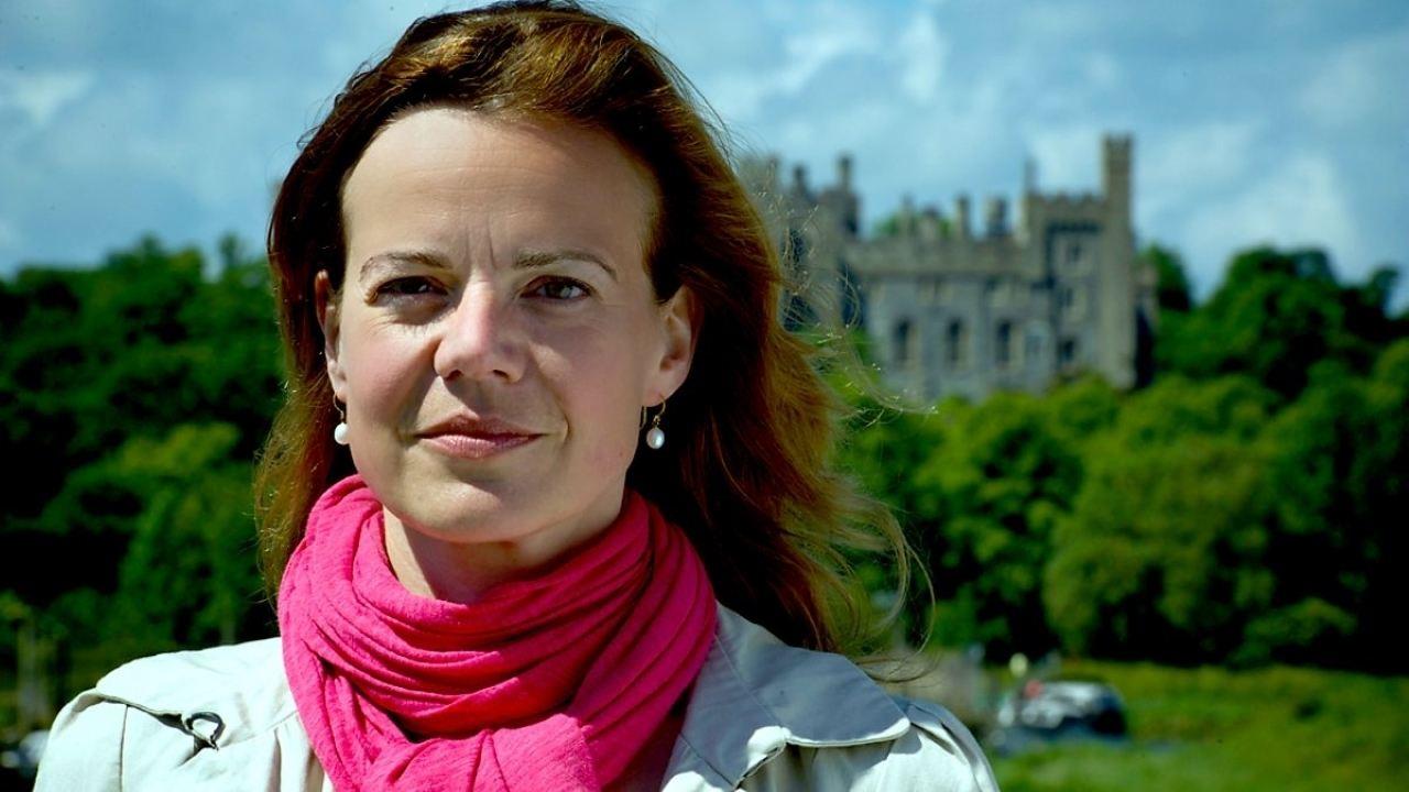 She-Wolves: England's Early Queens backdrop