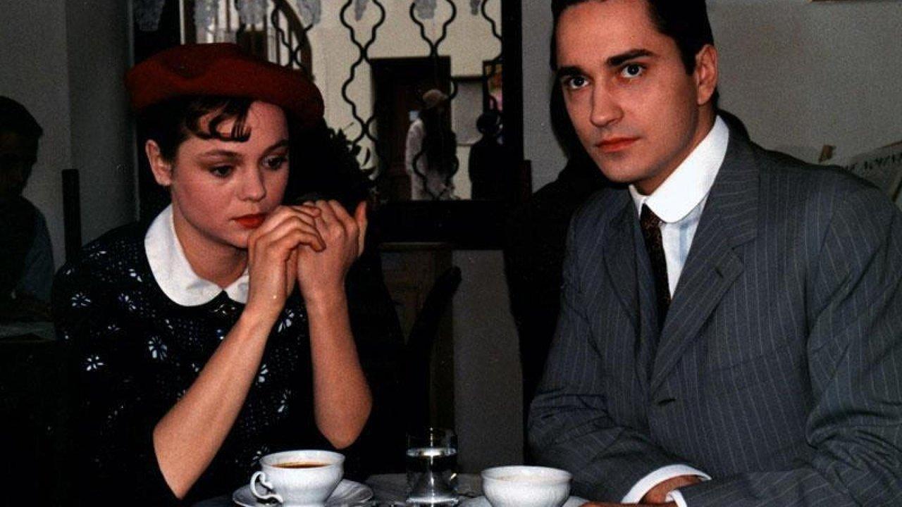 Hříšní lidé města brněnského backdrop