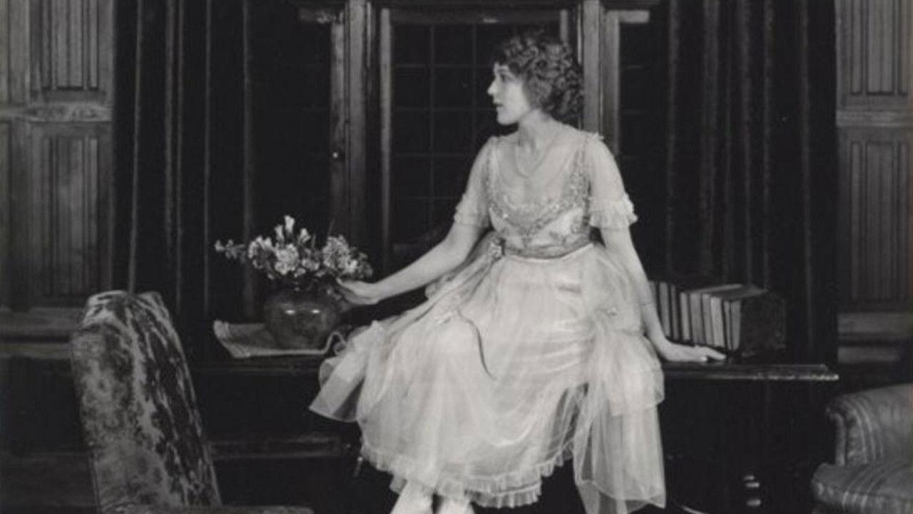 How Could You, Jean? backdrop