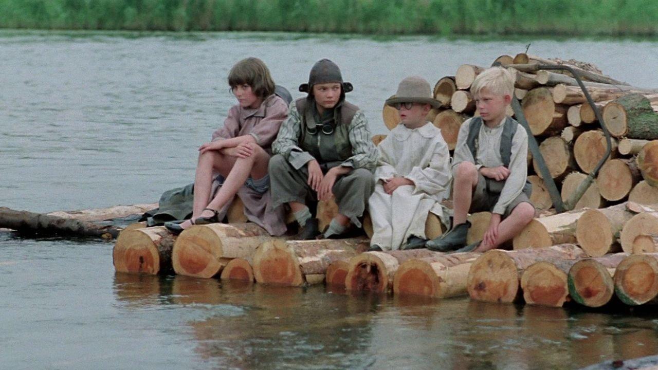 The Arctic Is Calling backdrop