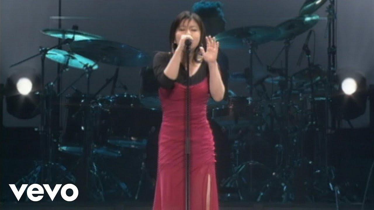 Utada Hikaru in BudoKan 2004 ヒカルの5 backdrop