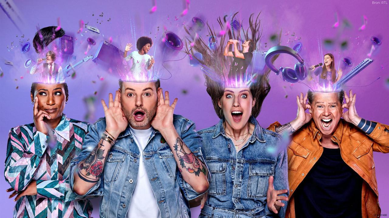 I Can See Your Voice backdrop