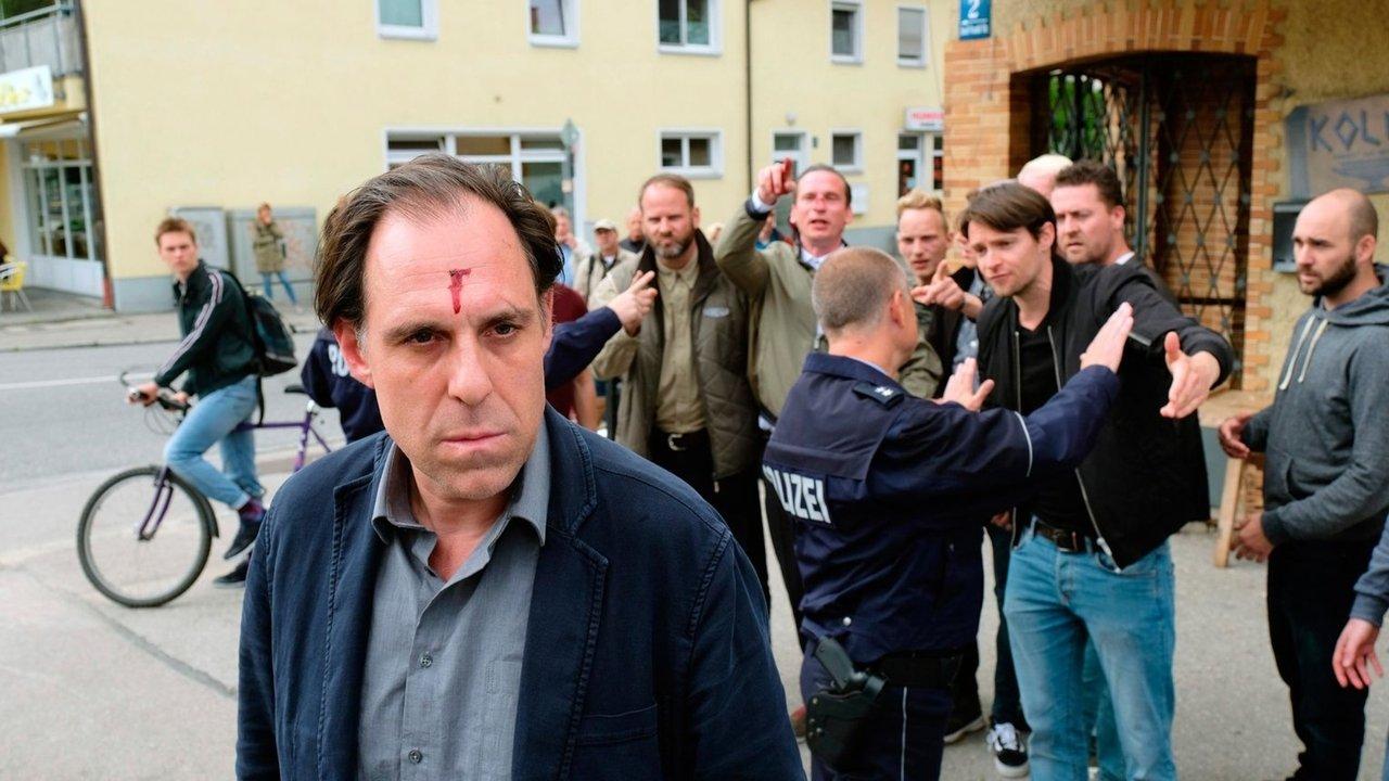 Kühn hat zu tun backdrop