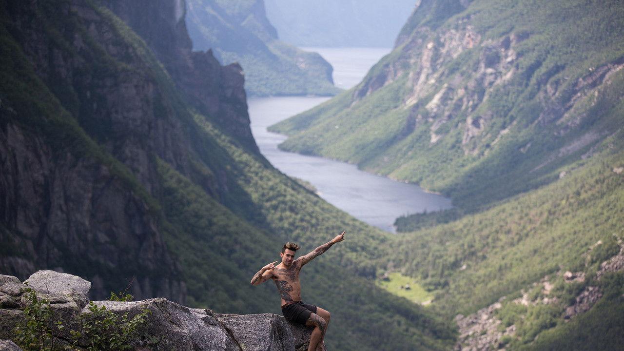 Far and Wide backdrop