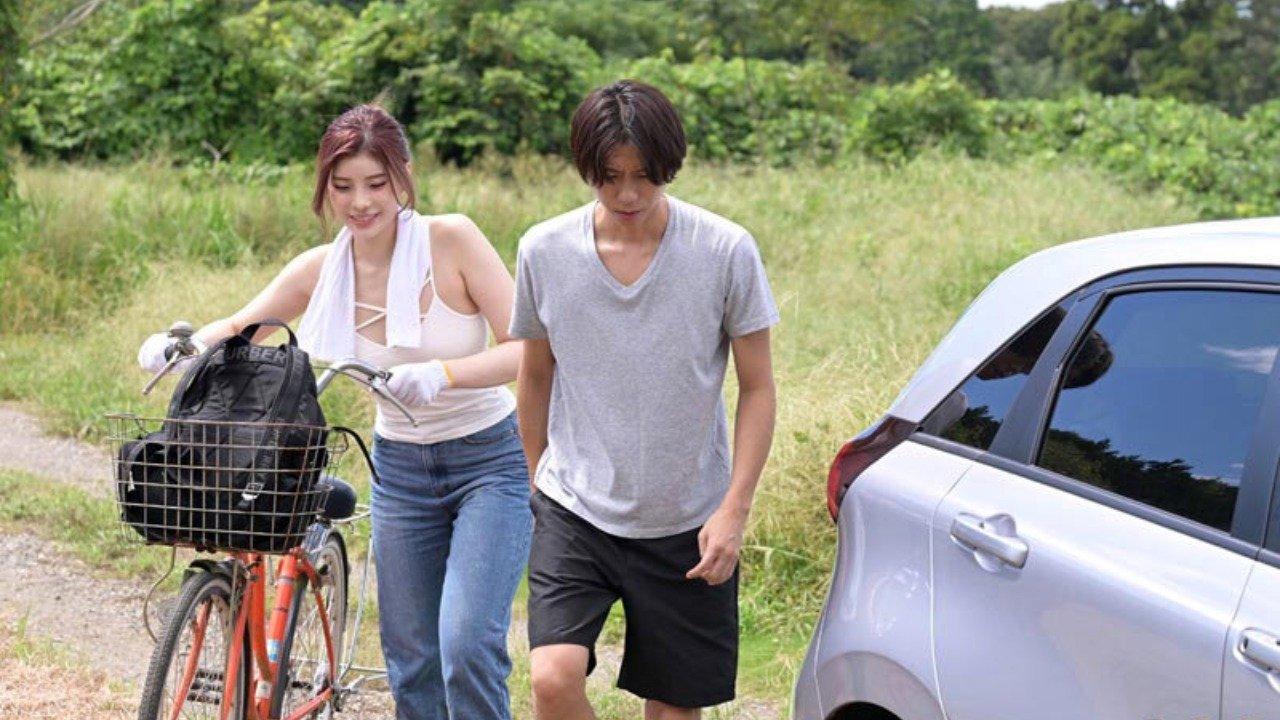 Tired of City Life, I Went on a Solo Trip to the Countryside, Where I Ejaculated Over and Over Again While Being Completely Affirmed by a Goddess-like Busty Beauty. It Was a Dream-like Week. backdrop