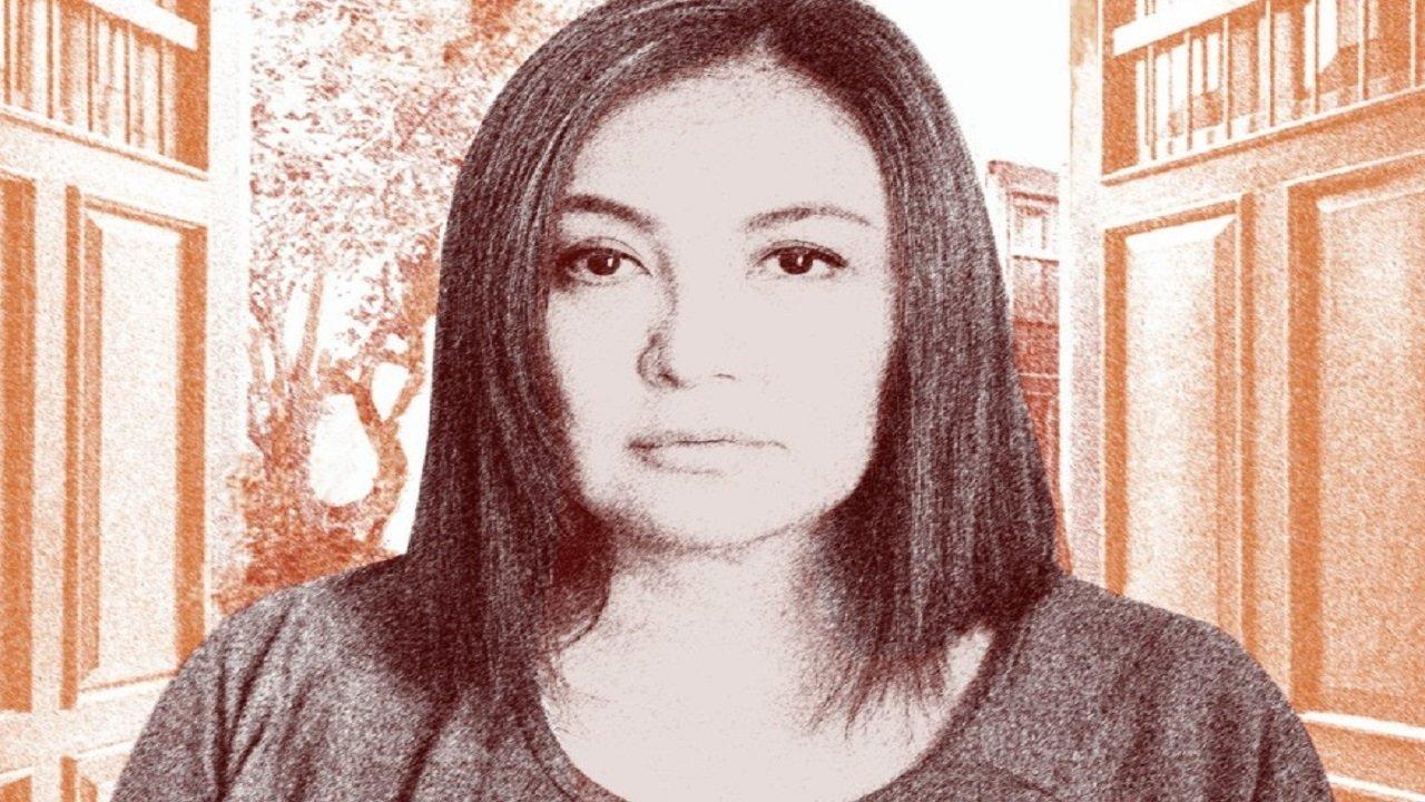 The Family That Doesn't Weep backdrop