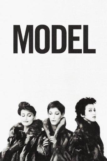 Model film afişi