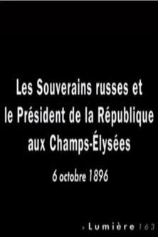 Paris: Les souverains russes et le président de la République aux Champs-Élysées film afişi