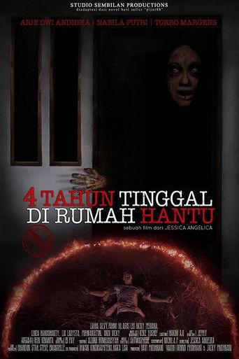 4 Tahun Tinggal di Rumah Hantu film afişi