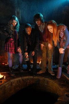 The Well dizi afişi