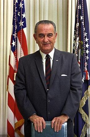 Lyndon B. Johnson - Succeeding Kennedy film afişi