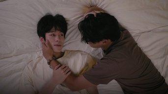 Superstar Took Off Clothes in His Bed!