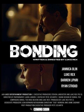 Bonding film afişi