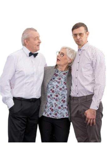 Moterys meluoja geriau. Robertėlio istorija! dizi afişi