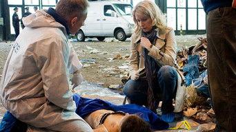 Lindholm - The Disposable Girl