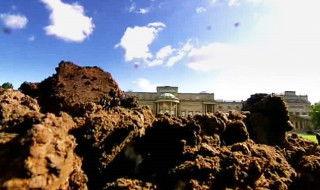 The Big Royal Dig - Windsor Castle, Palace of Holyroodhouse and Buckingham Palace