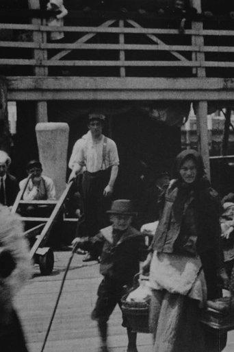 Emigrants Landing at Ellis Island film afişi