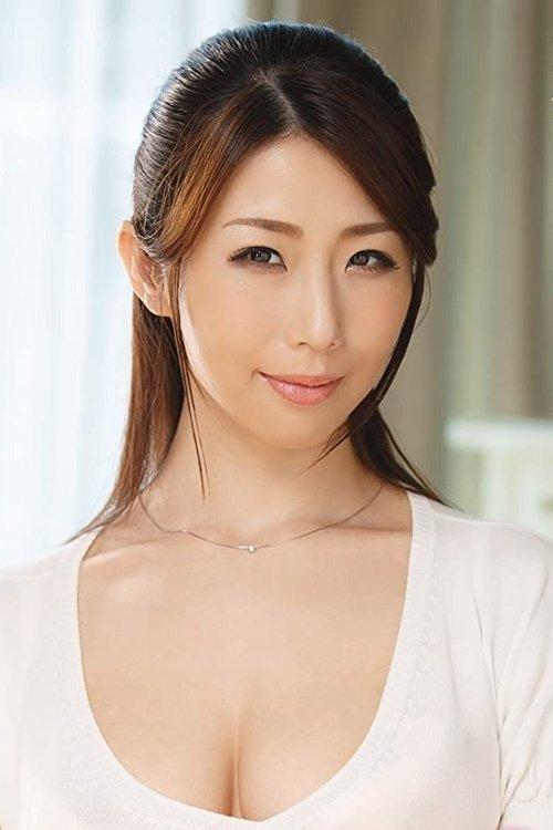 Ayumi Shinoda fotoğrafı