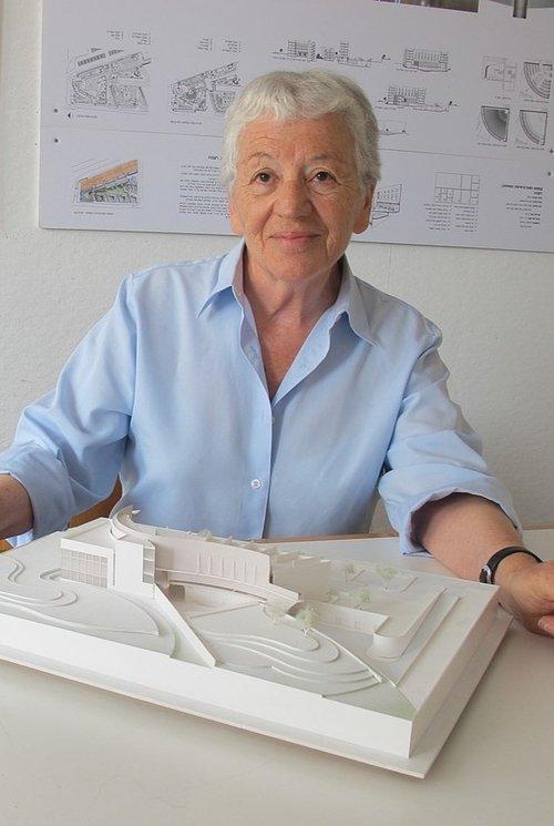 Ada Karmi-Melamede fotoğrafı