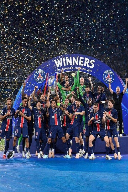 Twenty twenty five film afişi