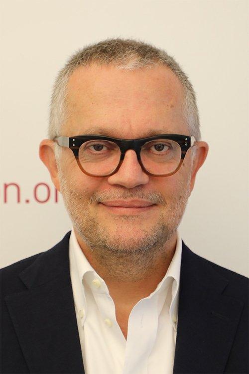 Ali Shihabi fotoğrafı