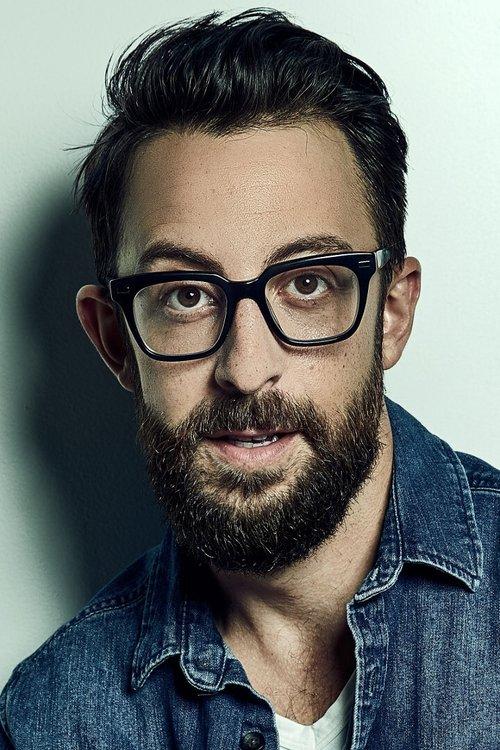 Adam Rose fotoğrafı